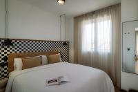 One-Bedroom Standard Apartment