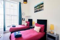 STR8BS8 Georgian 2-Bedroom Apartment, Clifton, Parking & Garden - B&B Bristol