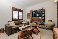 Fenestra Mare with Private Parking just 5min to Town and Beach - B&B Quíos