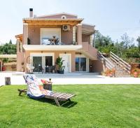 Venetis Family House - B&B Govino