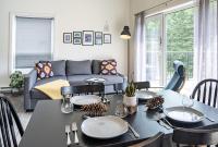 The Mac Shack by Revelstoke Vacations - Bed and Breakfast Revelstoke