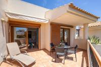 Apartment Holiday Haven - B&B Punta Prima