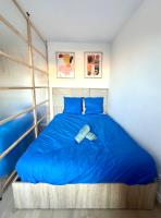 La maison colorée proche de Paris et Gare du Nord, parking gratuit - B&B Romainville