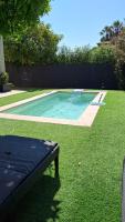 Maison chaleureuse avec piscine - Chambres d'hôtes La Roquette-sur-Siagne