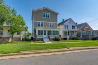 Walk to Lake Erie Spacious Home in Sandusky! - Bed and Breakfast Sandusky