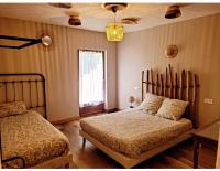 Dreibettzimmer mit eigenem Bad