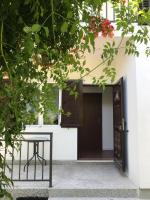 Green 9 - B&B