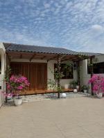 Shinju Villa with Jacuzzi Pool - B&B