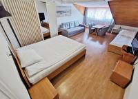 Camera Familiare con Bagno Privato