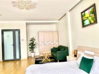 Estudio con cama extragrande