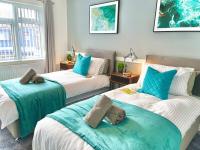 Ideal 4 Bed Home sleeps 7 Nr Middlebrook Stadium - Ferienwohnung Lostock