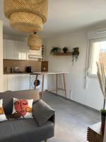 Nice 2 charming rooms close to port and transport - Ferienwohnung Nizza