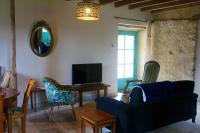 L'Écurie at Closerie Les Roches - Cozy 2 Bed Country Cottage - Chambres d'hôtes Bouillé-Loretz