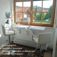 Allgäu Vibes - fußläufige Erreichbarkeit vom Bahnhof, mit Aussicht, wettergeschützter Balkon - B&B Oberstaufen