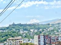 CityView Garden Retreat - B&B Gjirokastër