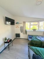 Triple Room with Private External Bathroom