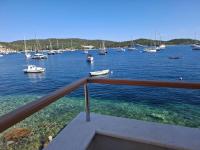 Sea house Škapulo - B&B Vis