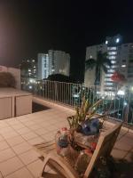 Marine Beach 2 Bedroom Apartment Umhlanga - B&B Durban