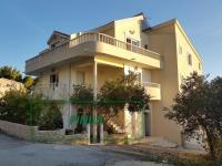 One-Bedroom Apartment with Terrace