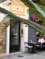 Bright Central Studio -2 min to Beach near Massena Square - B&B Nizza