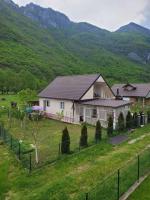 Lola Guest House - B&B Vusanje