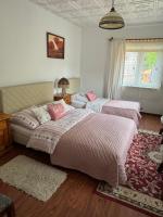 Chambre Triple avec Salle de Bains Privative Séparée