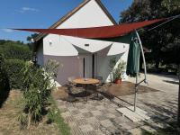 Magnolia apartman - Ferienwohnung Zalaszabar