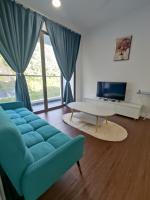 Appartamento con 3 Camere da Letto e Vista Montagna