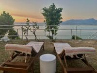 Pelikan Lake House - B&B Scutari