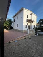 Chalet with private pool - B&B Roda de Barà