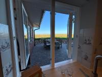 Kapitänshaus Meerblick - Bed and Breakfast Langeneß