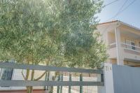 Charming Aroeira Beach Studio - B&B