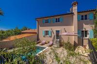 Villa MAVRA with private pool - B&B