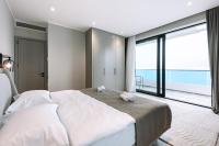 Appartamento con 3 Camere da Letto e Vista Mare
