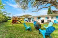 Surf Drive - Ultimate Beach Getaway for Families - Chambres d’hôtes Cocoa Beach