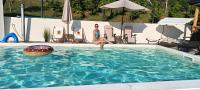 Panorama Pool Hills - Bed and Breakfast Ledinci