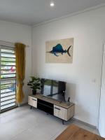 Blue House Lodge - Bed and Breakfast Faaa