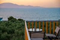 One-Bedroom Apartment with Sea View