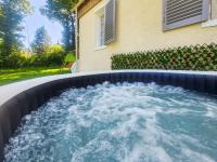 Maison Nature, Jacuzzi, 10 min de Disneyland Paris - B&B Montry