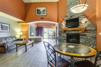 1st-Floor Chula Vista Resort Condo with Patio! - B&B Wisconsin Dells