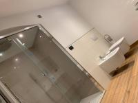 Aosta Center large Apartment with large shower - B&B Aosta