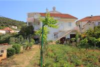 Apartments by the sea Vinisce, Trogir - 24197 - Chambres d'hôtes Vinišće