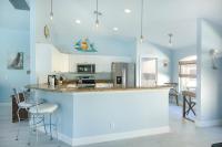 Luxury 3 Bed 2 Bath Home with Pool and Spa - B&B Naples