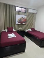 Camera Doppia con Letti Singoli con Bagno