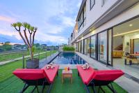 Villa Emilia Seminyak by Nagisa Bali - Bed and Breakfast Kerobokan