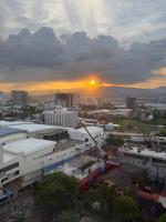 JTower Residences N1705 Heart of Mandaue steps from SM JMall - B&B Mandaue City