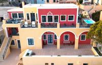 D' Aniel Mansion - Bed and Breakfast Firá