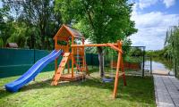 Nándi Jakuzzis Vendégház - B&B Gyomaendrőd