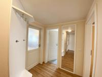 Appartamento con 2 Camere da Letto e Balcone