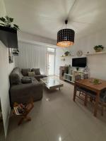 Apartamento Royal Gines II a 10" de Sevilla, a 20" del Aeropuerto de Sevilla - Chambres d'hôtes Gines